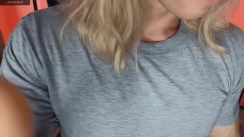 Snapshot of l_adonis_l chatting on January 2026 08:20:01 AM Adonis online show from January 2026 08:20:01 AM