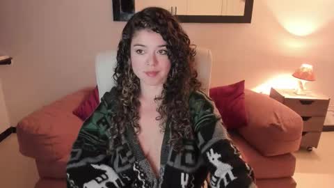 Snapshot of la_leonaaa chatting on December 2025 02:54:02 AM Jazmin online show from December 2025 02:54:02 AM