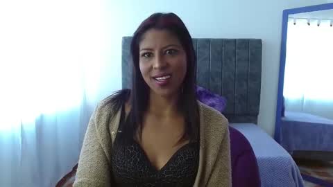 Sara online show from September 2025 07:35:01 PM