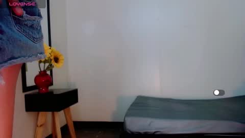 AriSaray online show from February 2025 06:45:02 PM