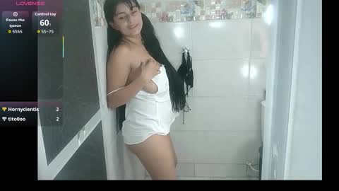 la_wuaifu1 online show from October 2025 08:14:02 PM