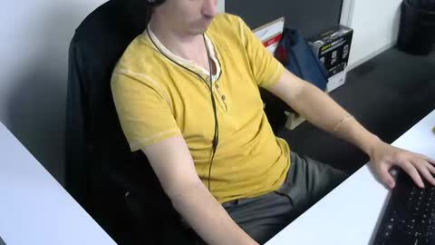 labelette007 online show from January 2025 04:33:01 PM