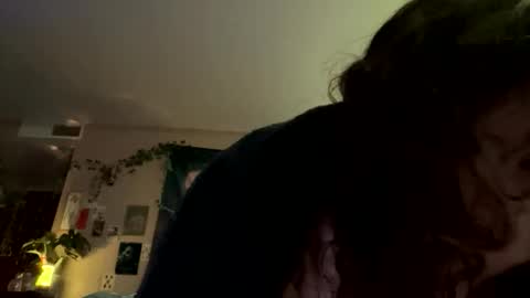 lacedinsin online show from May 2026 12:24:01 PM