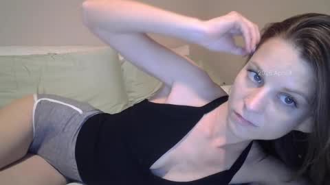 Lacie online show from April 2026 01:14:01 AM