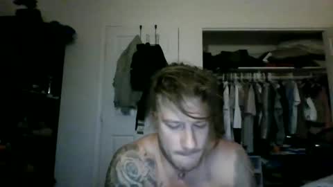 Snapshot of lacrioxcum18 chatting on January 2025 12:46:01 AM lacrioxcum18 online show from January 2025 12:46:01 AM