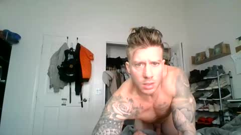 Snapshot of lacrioxcum18 chatting on January 2025 05:47:02 PM lacrioxcum18 online show from January 2025 05:47:02 PM