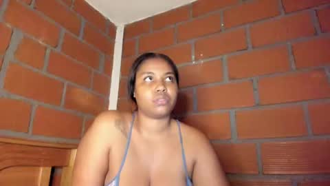 Akyra  online show from December 2024 02:27:01 AM