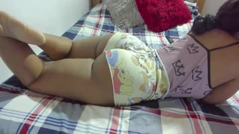 Akyra  online show from October 2025 10:32:02 PM