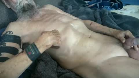 ladslad online show from July 2026 07:18:01 PM