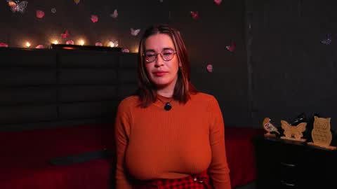 Kathie  Dicky    online show from September 2025 01:35:01 PM