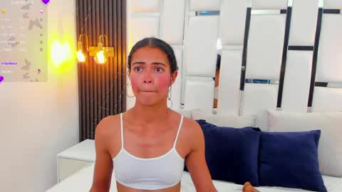 Lady  online show from May 2026 11:01:04 PM