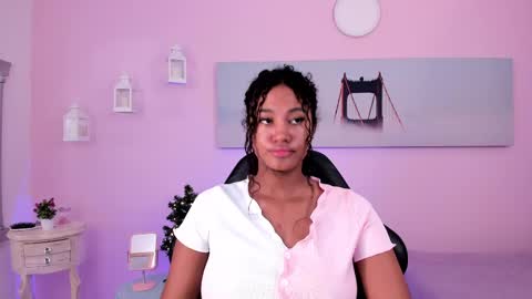 Snapshot of lady_danbury chatting on February 2025 04:42:02 PM Karla - Instagram lady karla1 online show from February 2025 04:42:02 PM