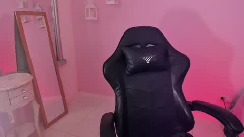 Snapshot of lady_danbury chatting on March 2025 09:53:01 PM Karla - Instagram lady karla1 online show from March 2025 09:53:01 PM