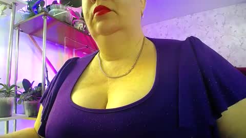 Lady Gloria online show from February 2026 08:32:01 AM