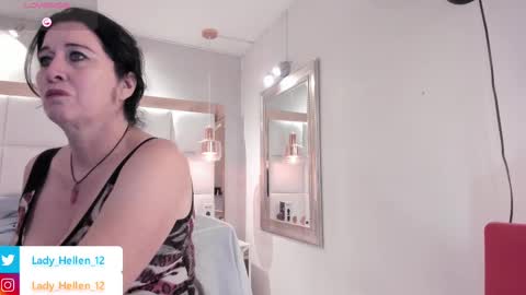 Snapshot of lady_hellen chatting on October 2025 06:58:01 PM online show from October 2025 06:58:01 PM