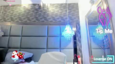 Snapshot of lady_hellen chatting on December 2025 07:56:02 PM online show from December 2025 07:56:02 PM