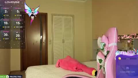 Snapshot of lady_luck18 chatting on July 2026 01:41:02 AM Olivia online show from July 2026 01:41:02 AM