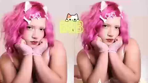 Lady  online show from September 2025 08:22:02 PM