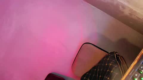 Ella online show from May 2026 02:03:01 PM