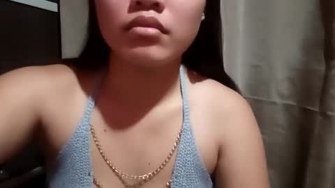 Snapshot of lady_rose19 chatting on December 2025 06:08:02 AM kitty online show from December 2025 06:08:02 AM