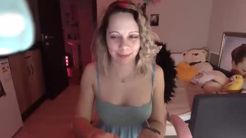 lady_smile69 online show from December 2024 12:40:02 AM