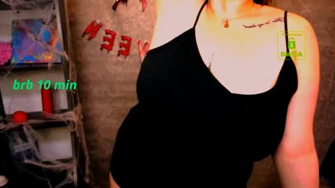 Hello  Im Tiana - topless model. online show from December 2024 08:40:01 PM