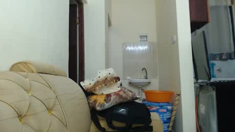 Snapshot of lady_twerky chatting on November 2025 02:32:02 AM Maya online show from November 2025 02:32:02 AM