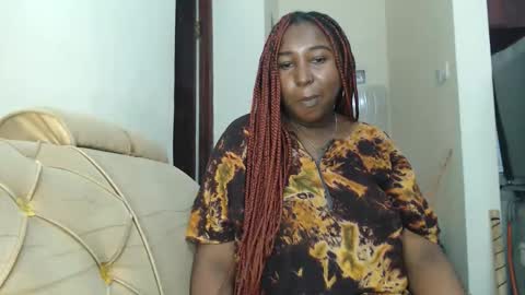 Snapshot of lady_twerky chatting on December 2025 11:00:02 PM Maya online show from December 2025 11:00:02 PM