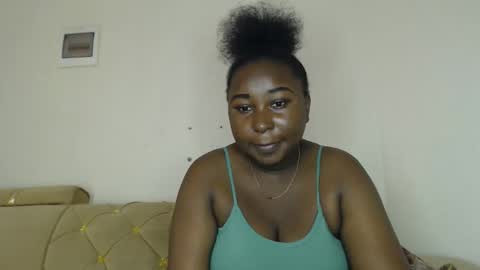Snapshot of lady_twerky chatting on February 2026 10:51:02 AM Maya online show from February 2026 10:51:02 AM