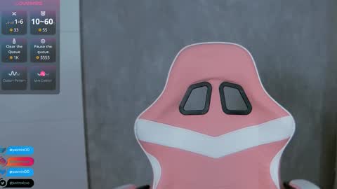 Snapshot of lady_yas chatting on January 2025 10:37:01 PM Yas online show from January 2025 10:37:01 PM