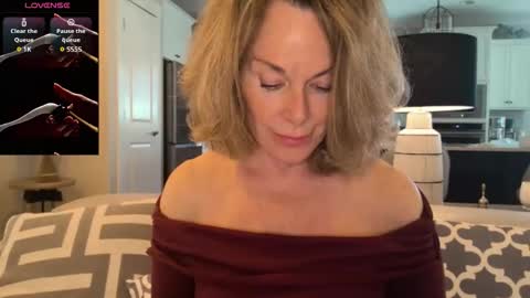 Snapshot of ladybabs chatting on April 2026 06:39:01 PM Ladybabs online show from April 2026 06:39:01 PM