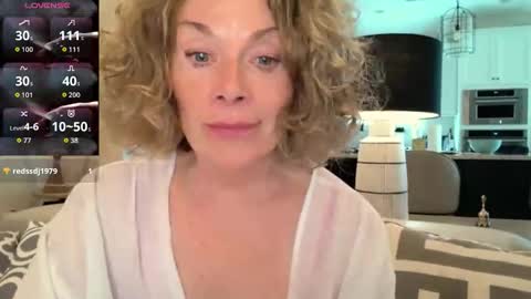 Snapshot of ladybabs chatting on April 2026 06:48:02 PM Ladybabs online show from April 2026 06:48:02 PM