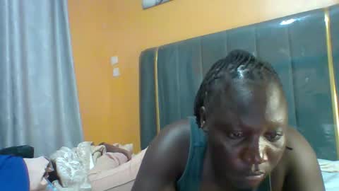 lindah32 online show from January 2026 06:35:01 PM