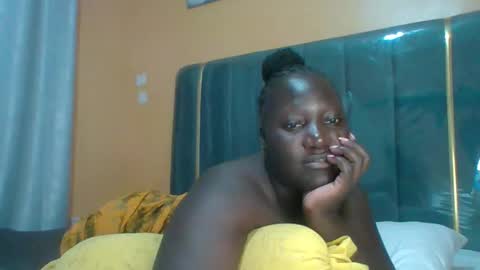 lindah32 online show from February 2026 05:42:01 PM