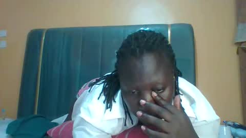 lindah32 online show from March 2026 06:55:01 PM