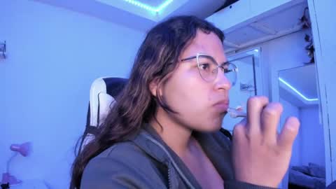  Lady  online show from May 2026 03:56:02 AM