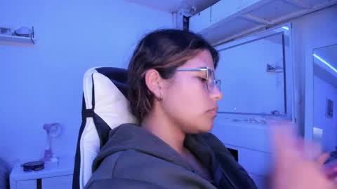  Lady  online show from May 2026 03:02:02 AM