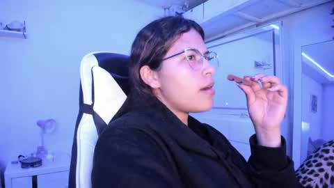  Lady  online show from May 2026 04:19:02 AM
