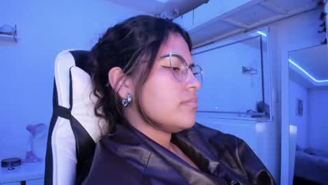  Lady  online show from May 2026 05:56:01 AM