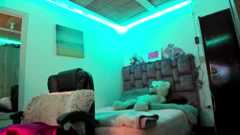 Snapshot of ladydanniela chatting on December 2024 08:08:02 AM leidy daniela online show from December 2024 08:08:02 AM