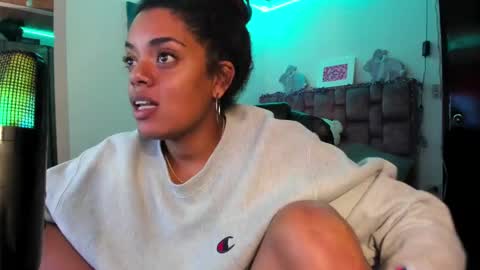 Snapshot of ladydanniela chatting on December 2024 06:23:01 AM leidy daniela online show from December 2024 06:23:01 AM