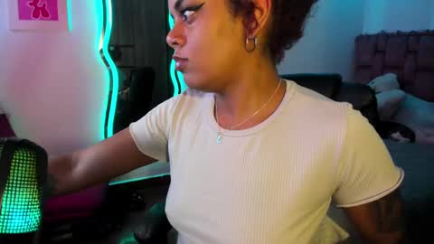 Snapshot of ladydanniela chatting on January 2025 08:09:01 PM leidy daniela online show from January 2025 08:09:01 PM