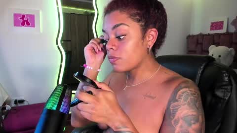 Snapshot of ladydanniela chatting on January 2025 07:50:01 AM leidy daniela online show from January 2025 07:50:01 AM