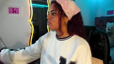 Snapshot of ladydanniela chatting on January 2025 10:52:02 AM leidy daniela online show from January 2025 10:52:02 AM