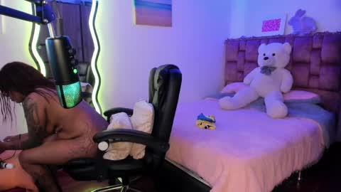 Snapshot of ladydanniela chatting on February 2025 06:51:02 AM leidy daniela online show from February 2025 06:51:02 AM