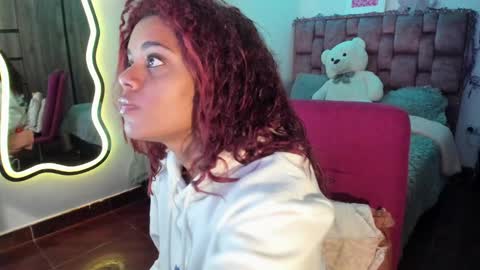 Snapshot of ladydanniela chatting on February 2025 09:32:02 AM leidy daniela online show from February 2025 09:32:02 AM