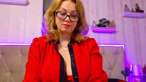  Lady Jeen    Back on Sunday 8th of December online show from May 2026 03:45:02 AM