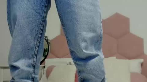 Lia online show from January 2025 10:51:02 AM