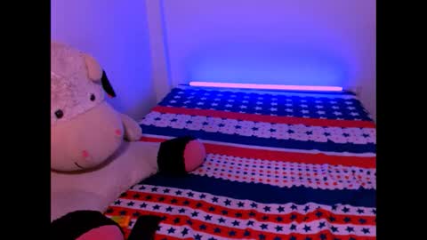 Snapshot of ladypussy69779756 chatting on November 2025 02:23:02 AM laura online show from November 2025 02:23:02 AM