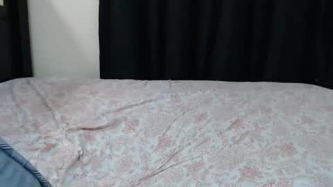 ladyqeeen online show from May 2026 12:18:01 AM